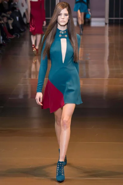 Look 6